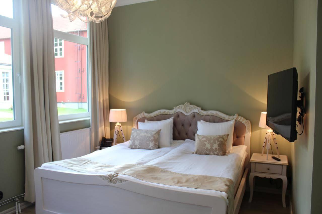 Rosersberg Brook Hotels Arlanda מראה חיצוני תמונה